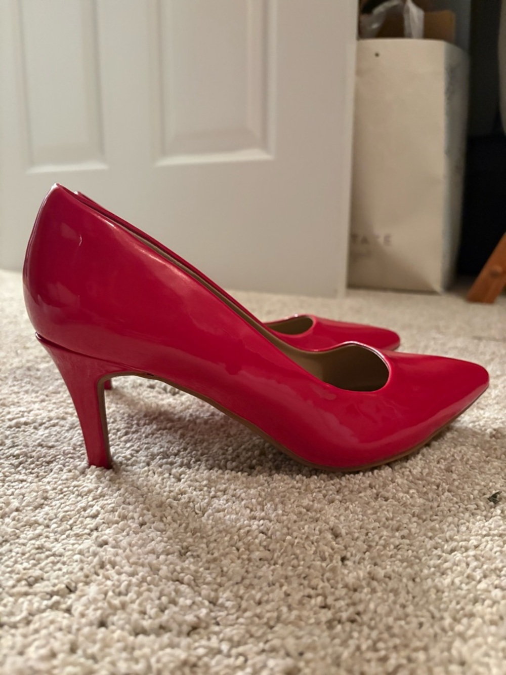 Dream Pairs Red Patent Pointed-Toe Pumps